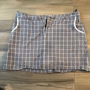 Izod Black, Tan and White Plaid golf skort, size 16